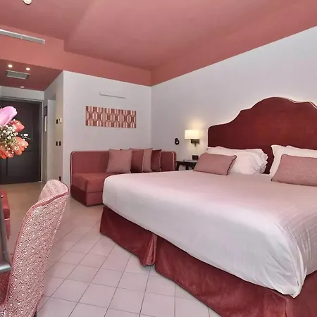 Aparthotel Luxury Royal