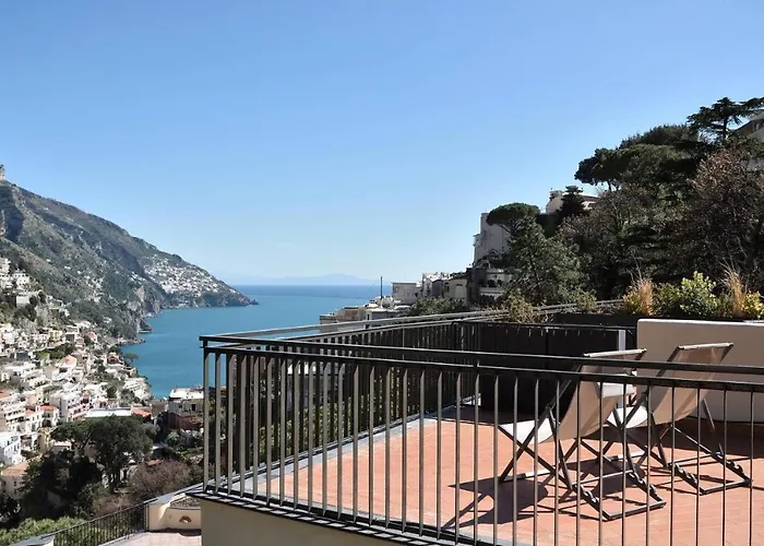 Ξενοδοχείο με διαμερίσματα Luxury Royal